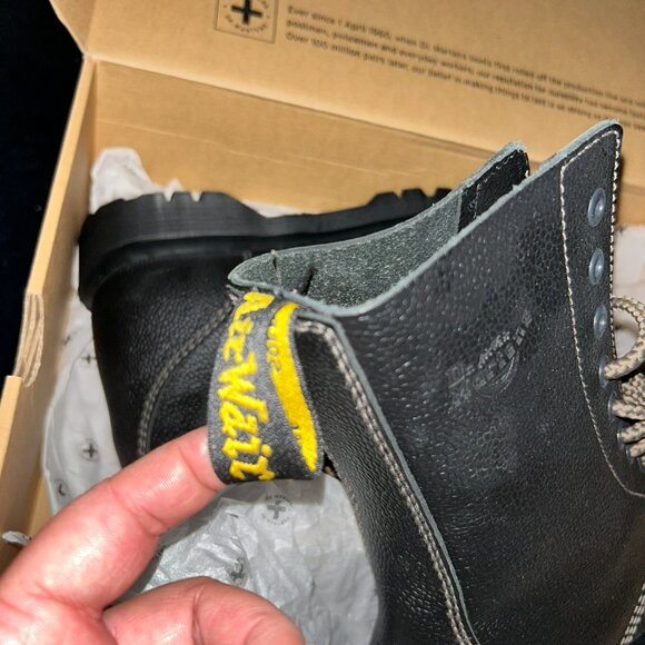 DR. MARTENS Ryan 10-Eyelet Leather Boots MEN US Size 10 New IN BOX - Picture 2 of 8